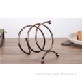 The snail smooth IRON wine rack